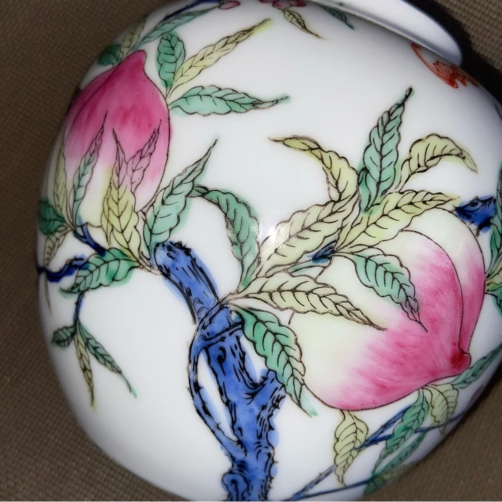 Famille Rose Maker Marked Sweet, Perfect Little Ceramic Vase w/Plants 🌺 🦇 & 🍑